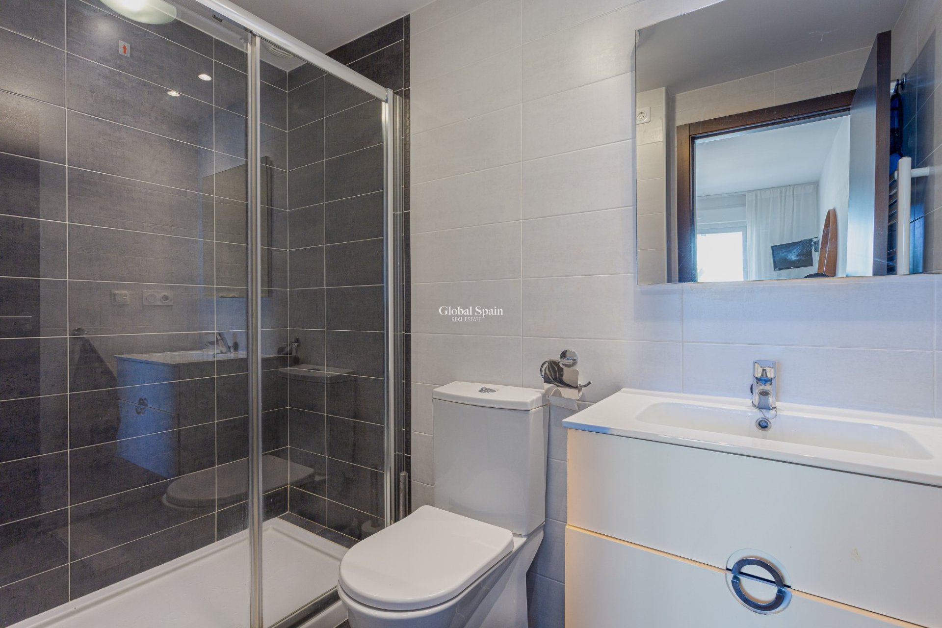 Resale - APARTMENT -
ORIHUELA COSTA - Costa Blanca