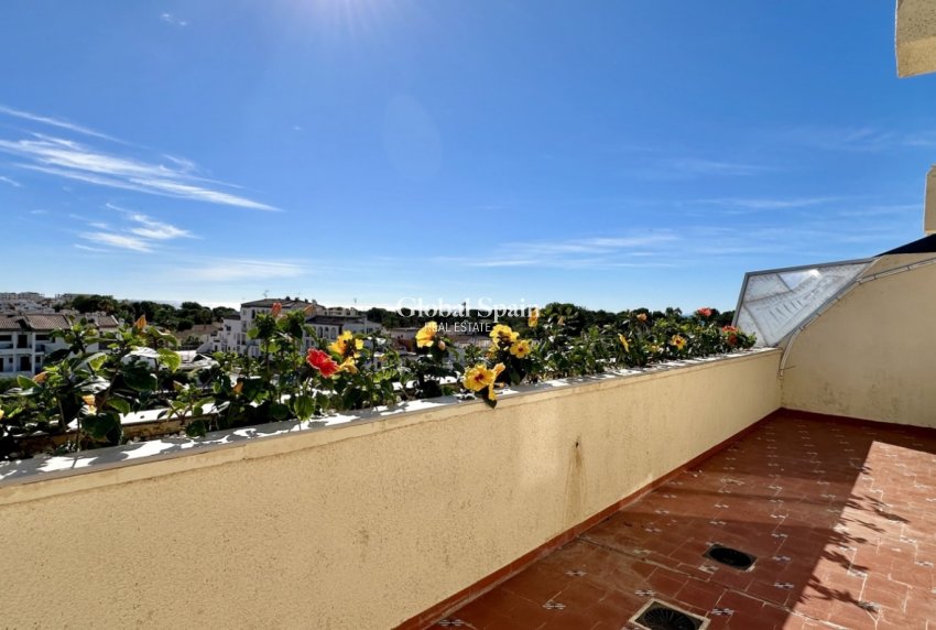 Resale - APARTMENT -
ORIHUELA COSTA - Costa Blanca