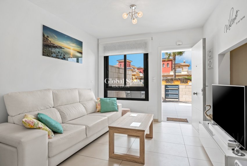 Resale - APARTMENT -
ORIHUELA COSTA - Costa Blanca