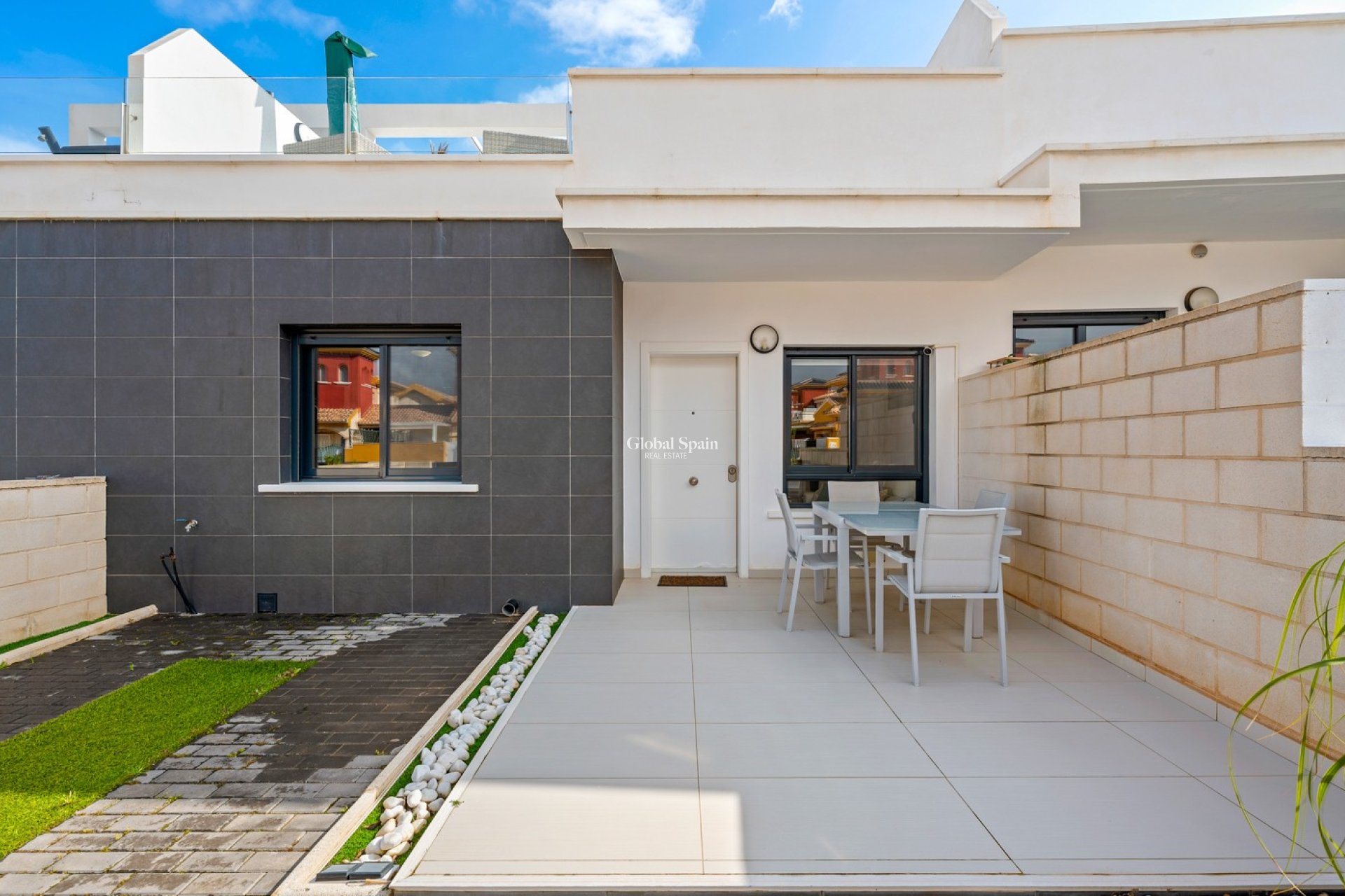 Resale - APARTMENT -
ORIHUELA COSTA - Costa Blanca