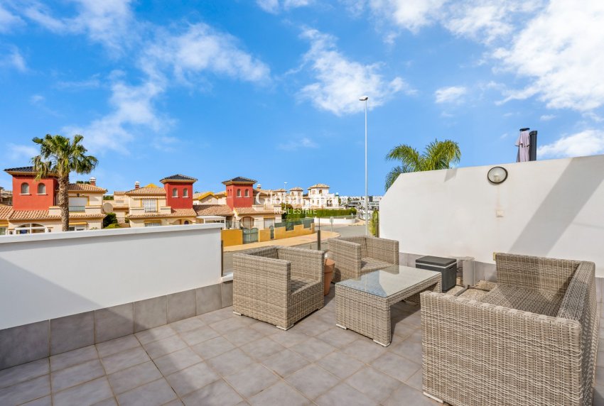 Resale - APARTMENT -
ORIHUELA COSTA - Costa Blanca