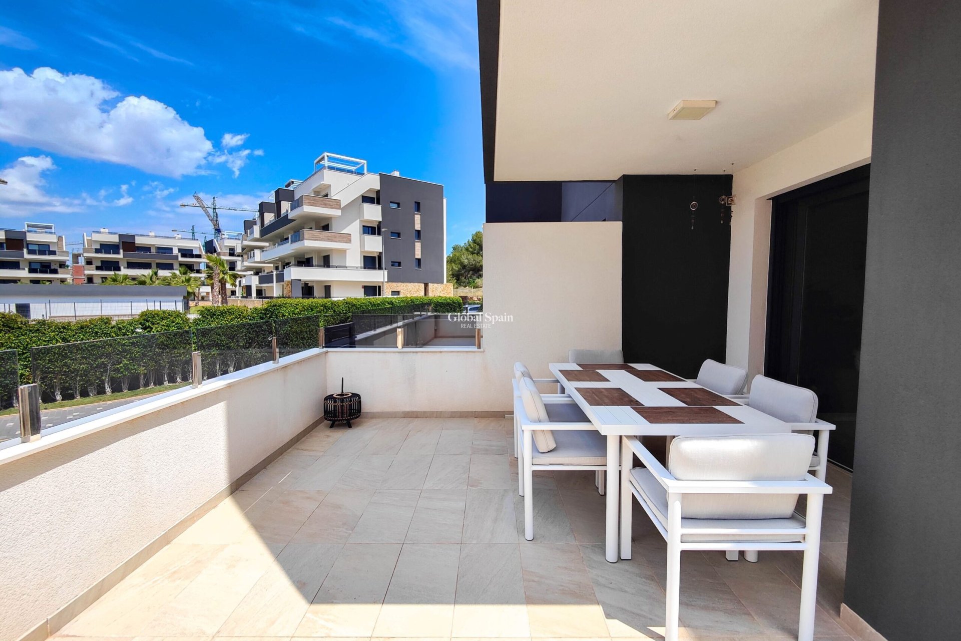 Resale - APARTMENT -
ORIHUELA COSTA - Costa Blanca