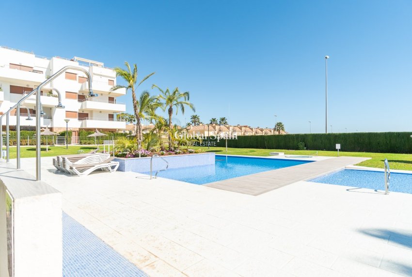 Resale - APARTMENT -
ORIHUELA COSTA - Costa Blanca