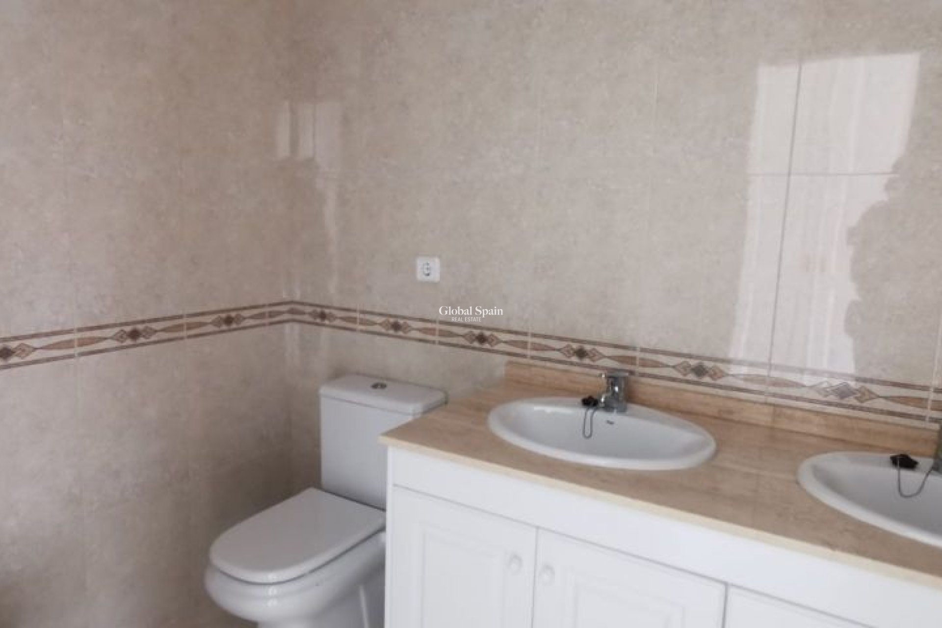 Resale - APARTMENT -
ORIHUELA COSTA - Costa Blanca