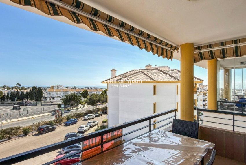 Resale - APARTMENT -
ORIHUELA COSTA - Costa Blanca
