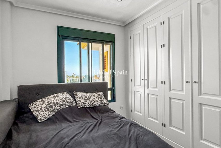 Resale - APARTMENT -
ORIHUELA COSTA - Costa Blanca