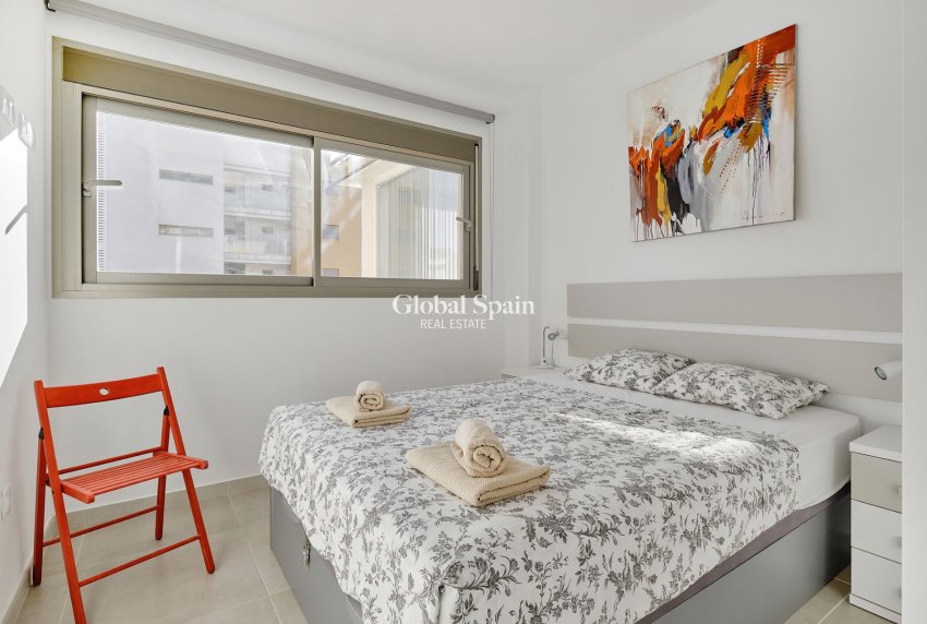 Resale - APARTMENT -
ORIHUELA COSTA - Costa Blanca