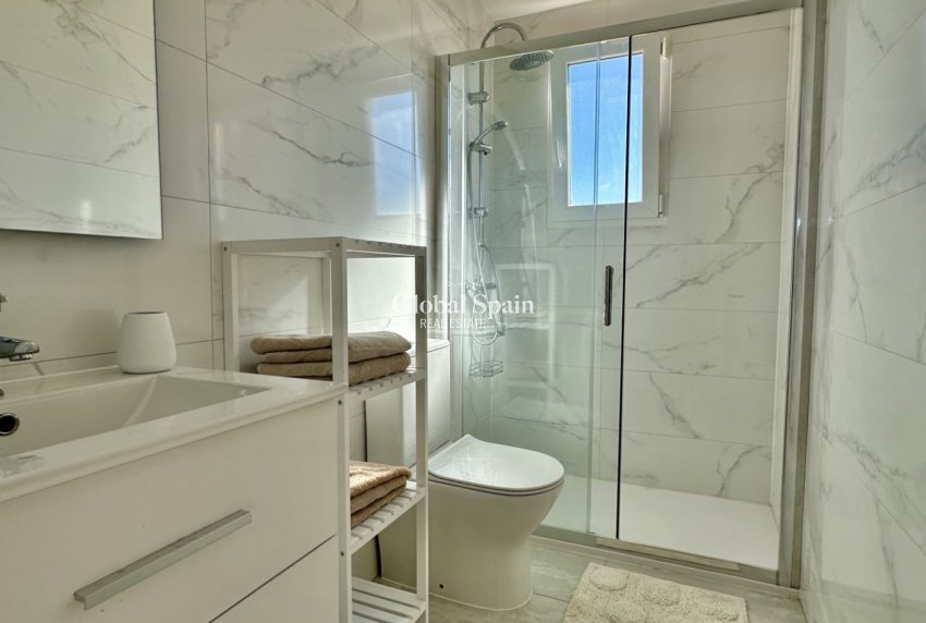 Resale - APARTMENT -
ORIHUELA COSTA - Costa Blanca