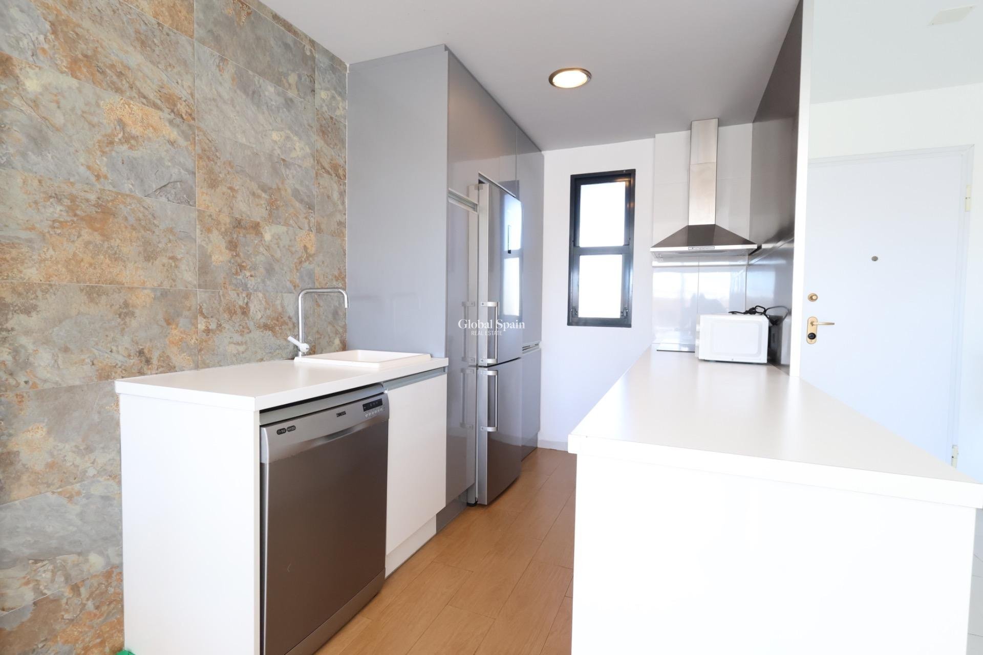 Resale - APARTMENT -
ORIHUELA COSTA - Costa Blanca