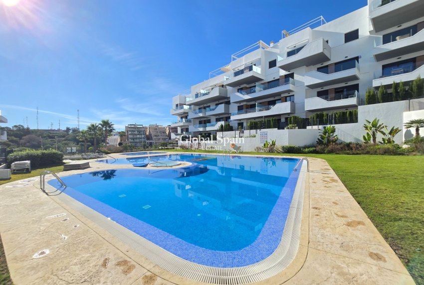 Resale - APARTMENT -
ORIHUELA COSTA - Costa Blanca