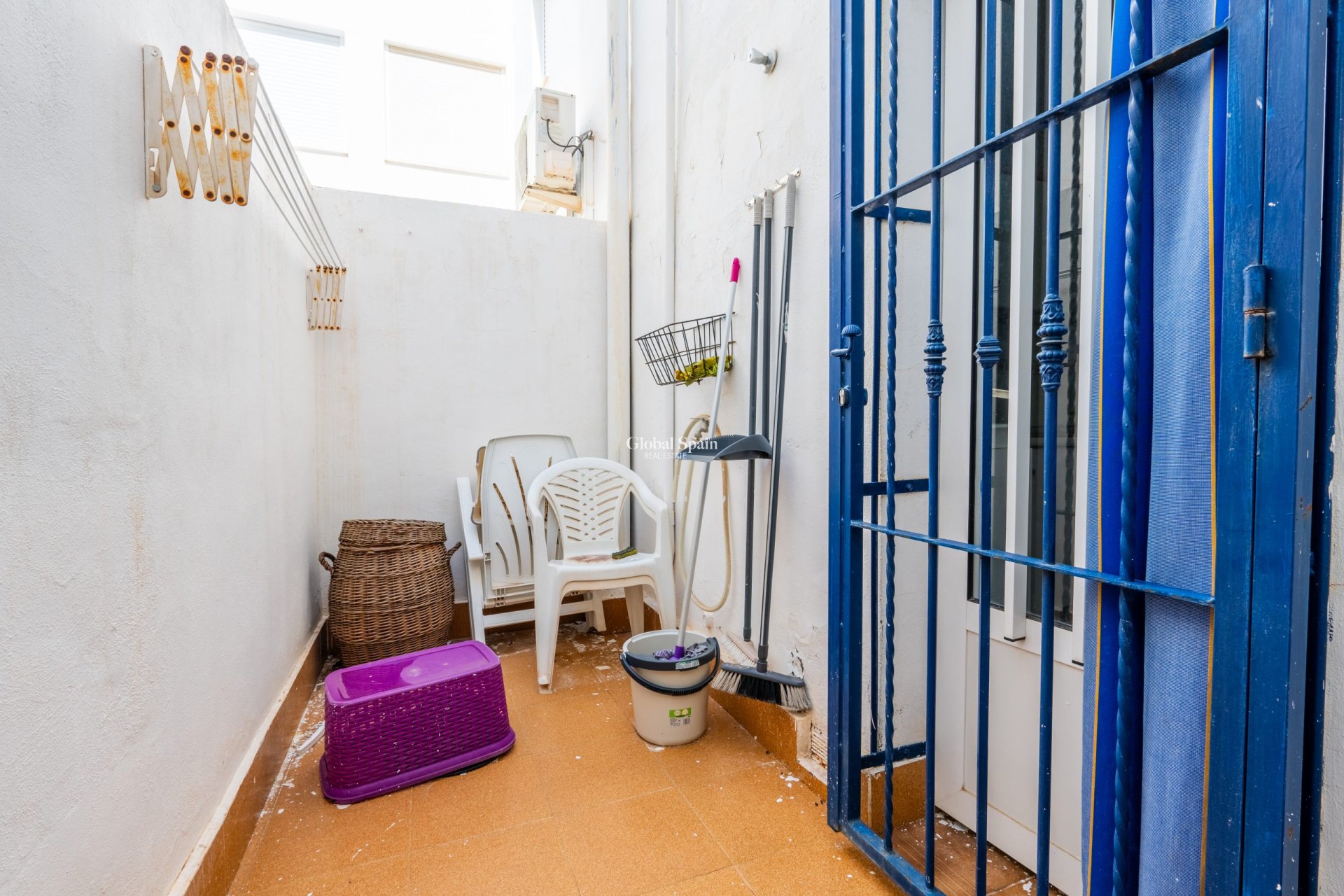 Resale - APARTMENT -
ORIHUELA COSTA - Costa Blanca