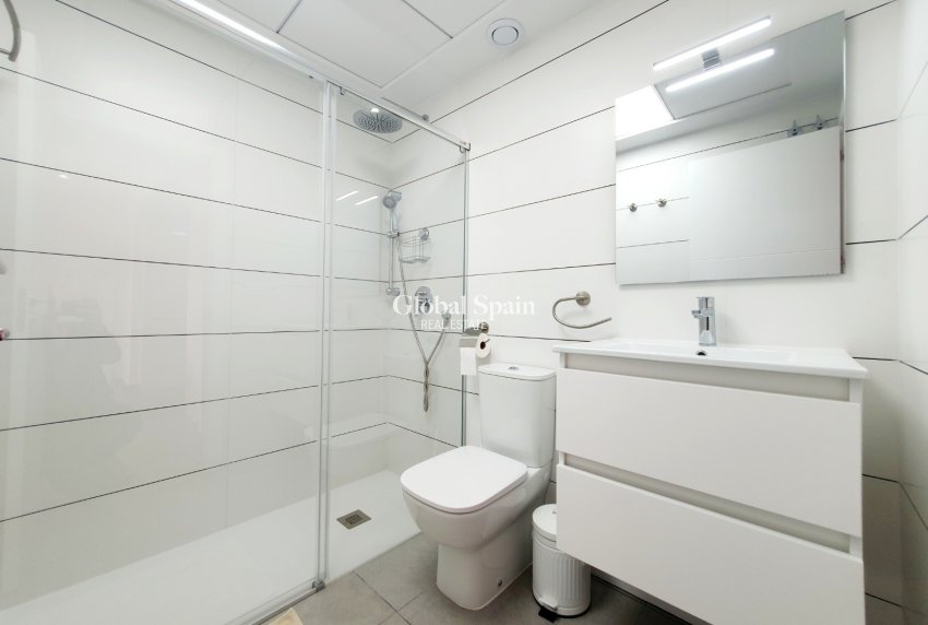 Resale - APARTMENT -
ORIHUELA COSTA - Costa Blanca