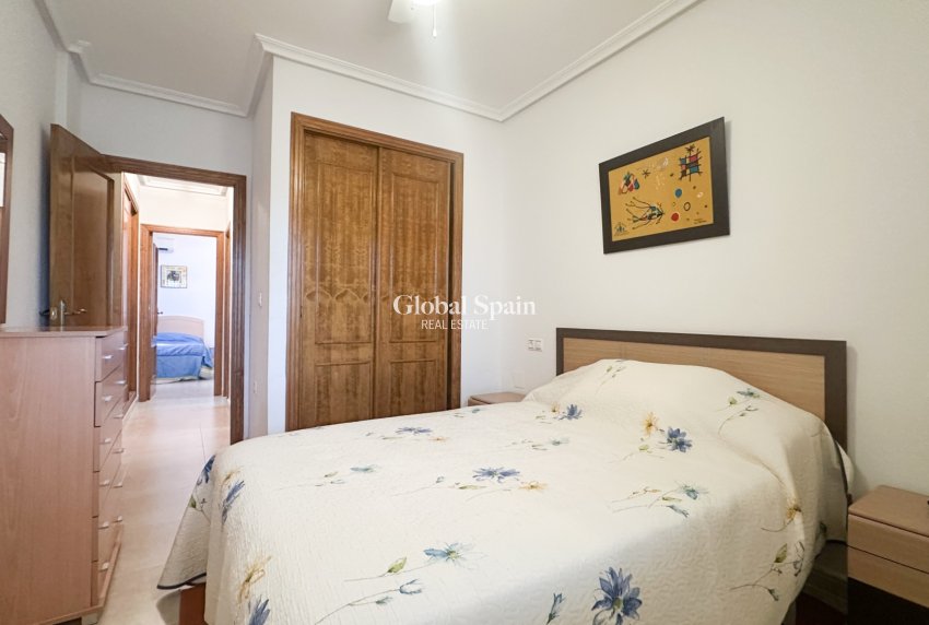 Resale - APARTMENT -
ORIHUELA COSTA - Costa Blanca