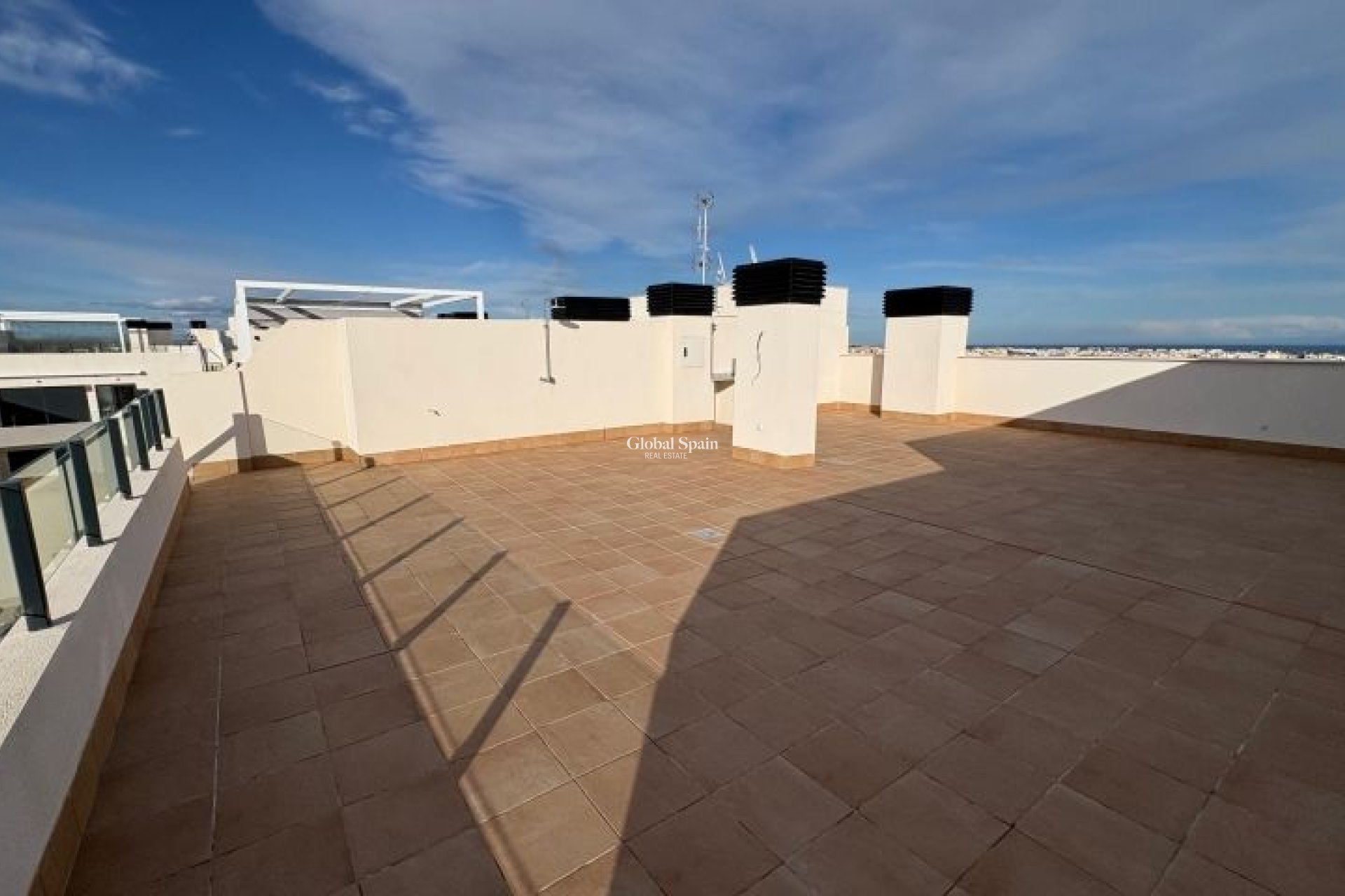 Resale - APARTMENT -
ORIHUELA COSTA - Costa Blanca