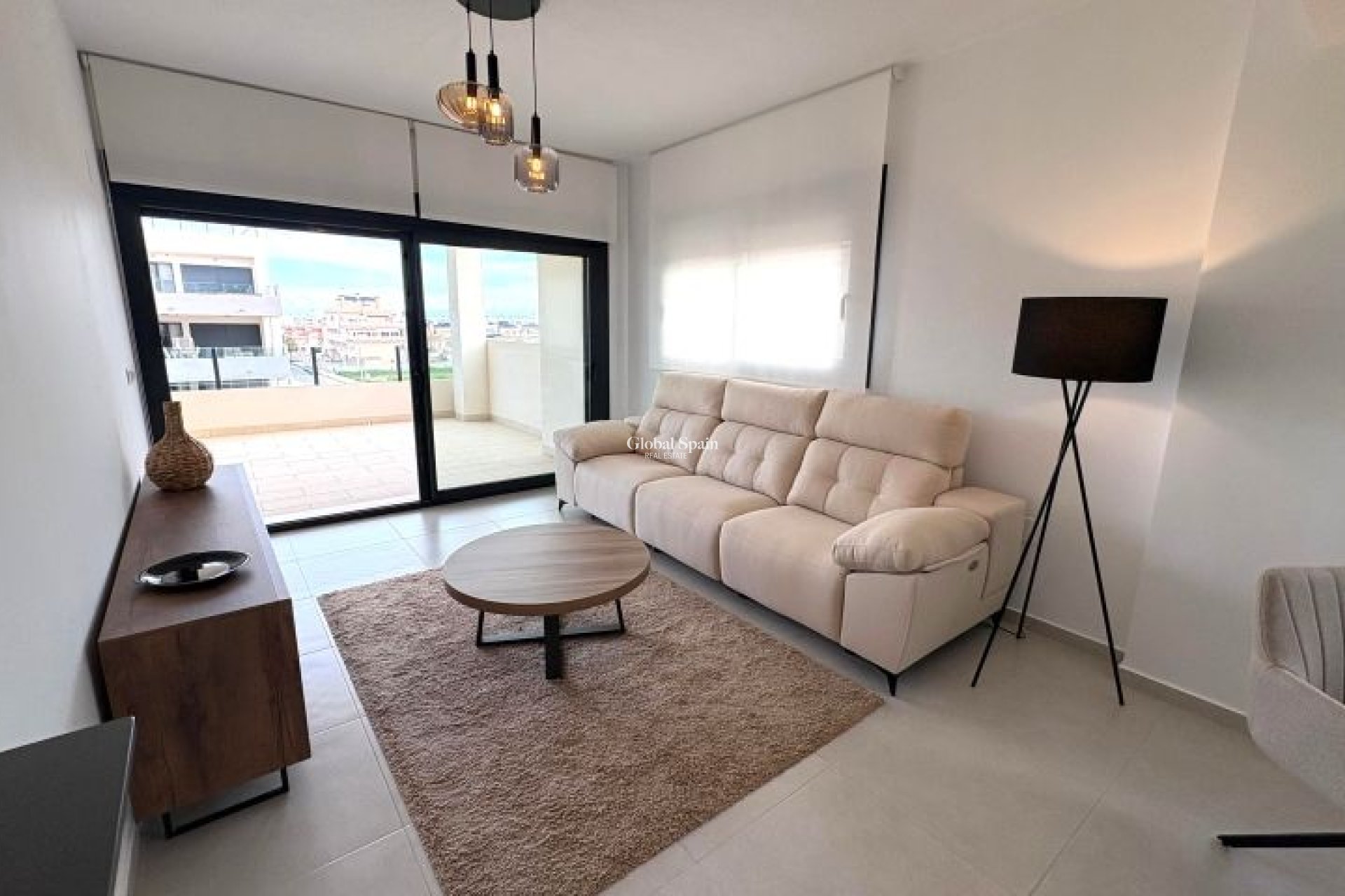 Resale - APARTMENT -
ORIHUELA COSTA - Costa Blanca