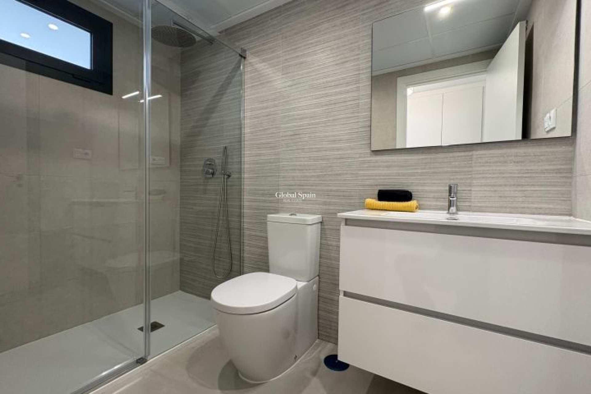 Resale - APARTMENT -
ORIHUELA COSTA - Costa Blanca
