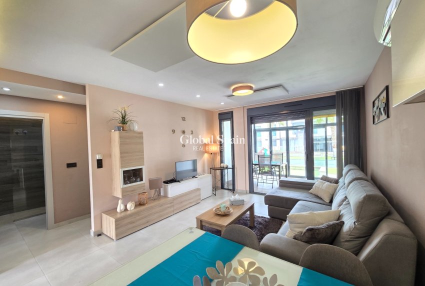 Resale - APARTMENT -
ORIHUELA COSTA - Costa Blanca