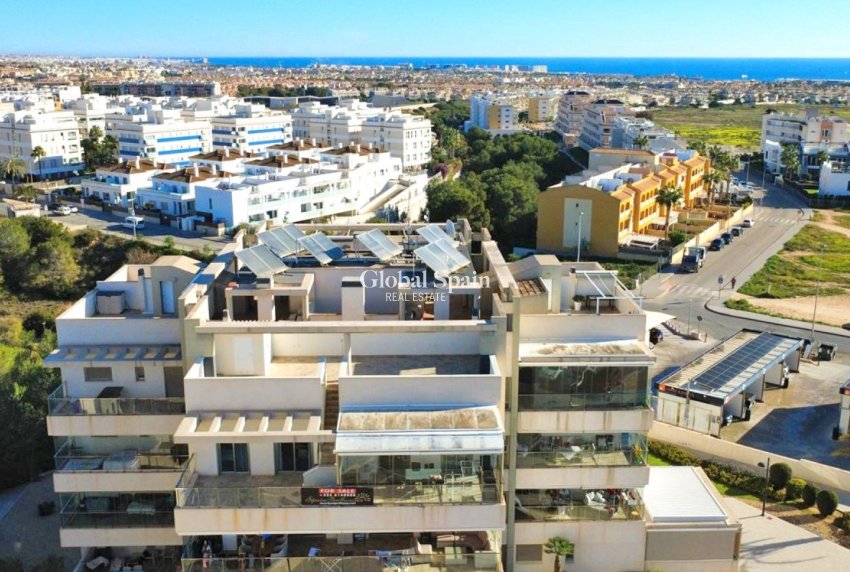 Resale - APARTMENT -
ORIHUELA COSTA - Costa Blanca