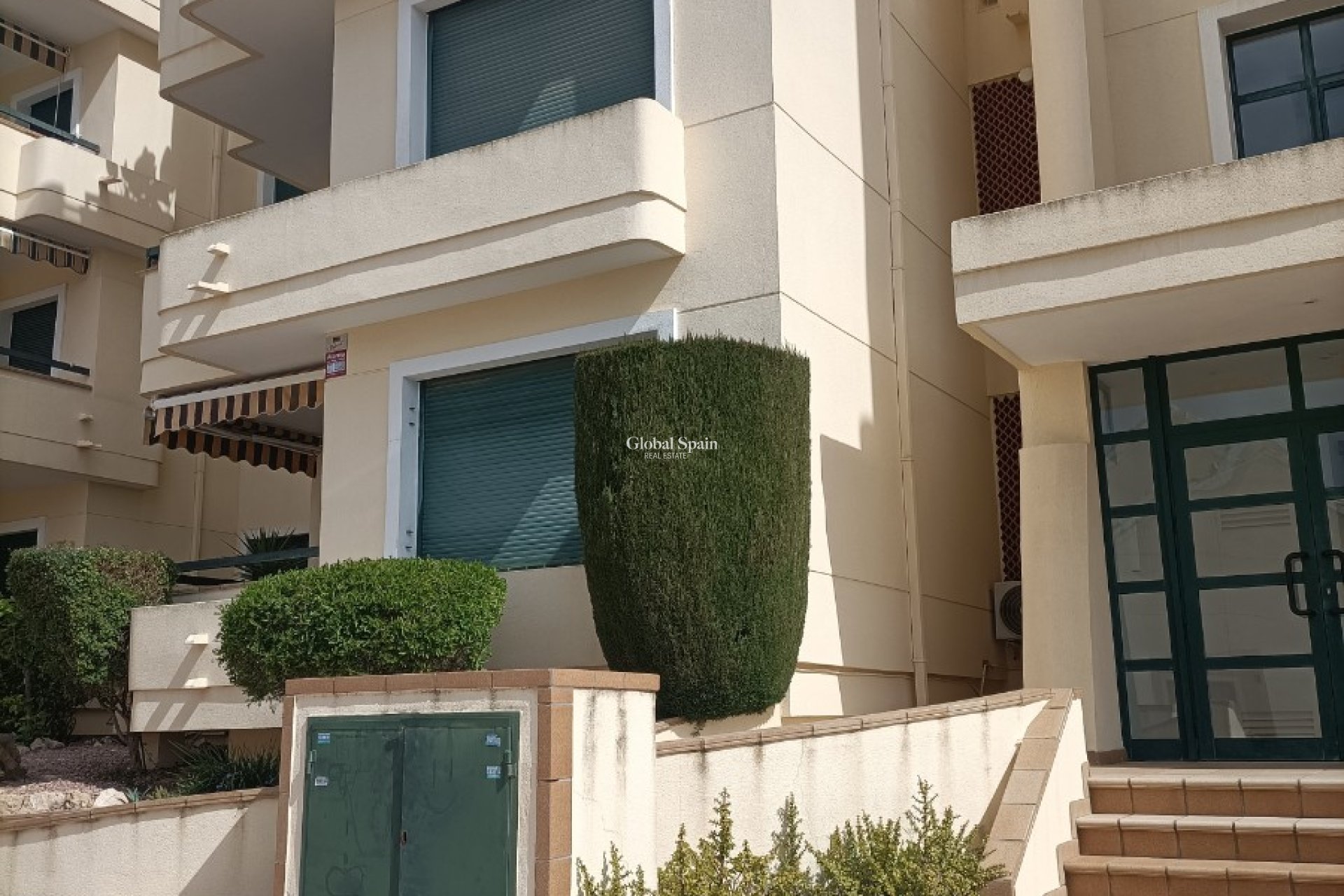 Resale - APARTMENT -
ORIHUELA COSTA - Costa Blanca