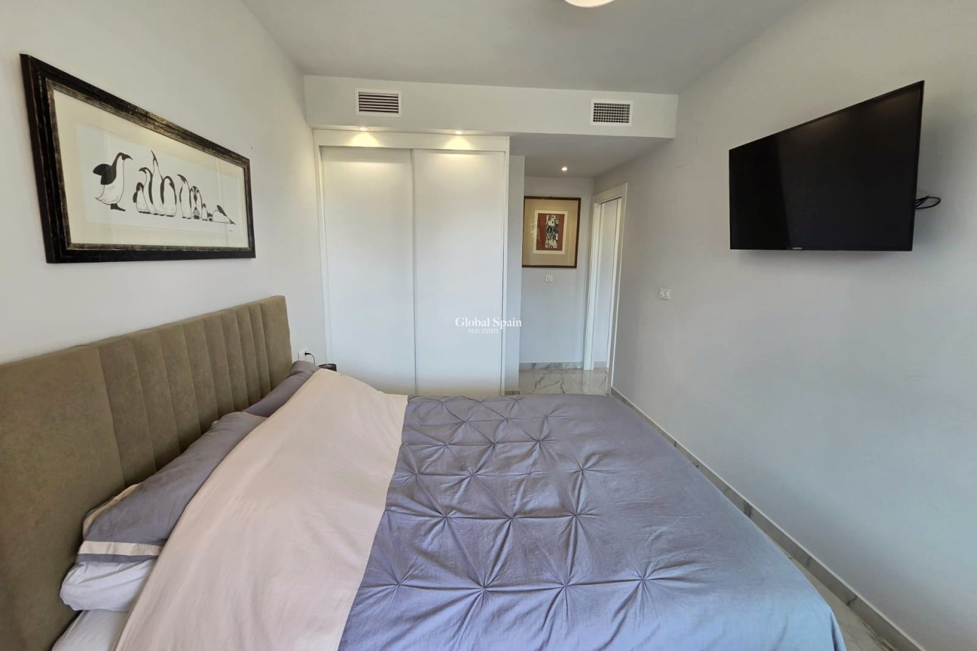 Resale - APARTMENT -
ORIHUELA COSTA - Costa Blanca