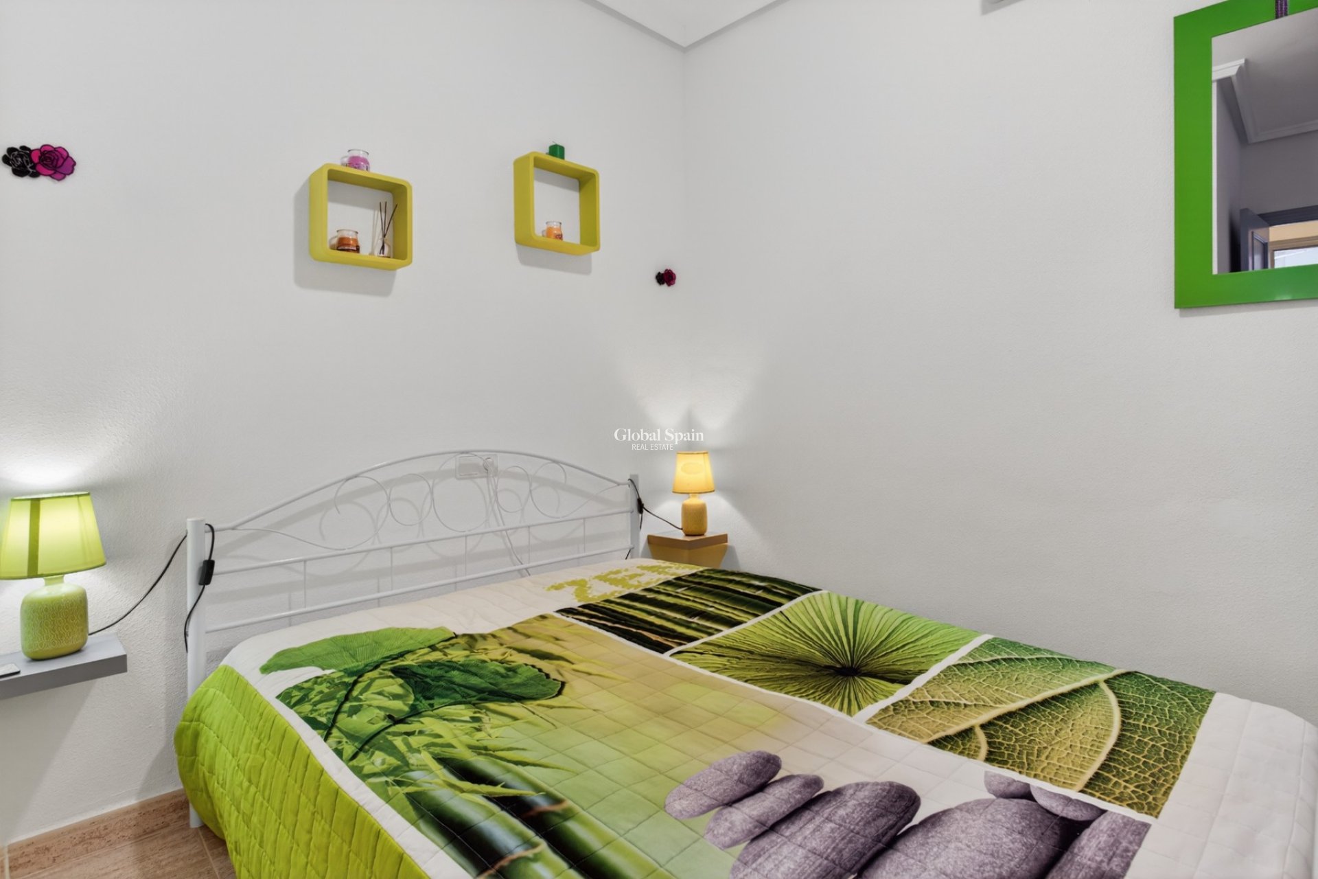 Resale - APARTMENT -
ORIHUELA COSTA - Costa Blanca
