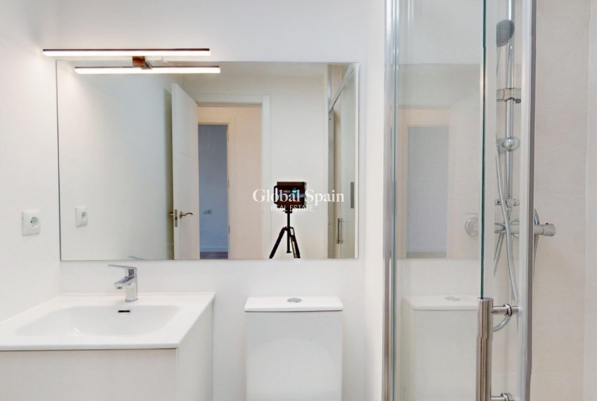 Resale - APARTMENT -
ORIHUELA COSTA - Costa Blanca