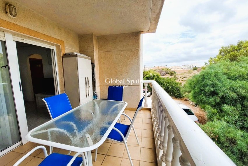 Resale - APARTMENT -
ORIHUELA COSTA - Costa Blanca