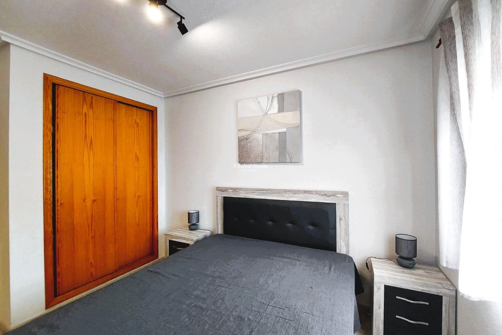 Resale - APARTMENT -
ORIHUELA COSTA - Costa Blanca