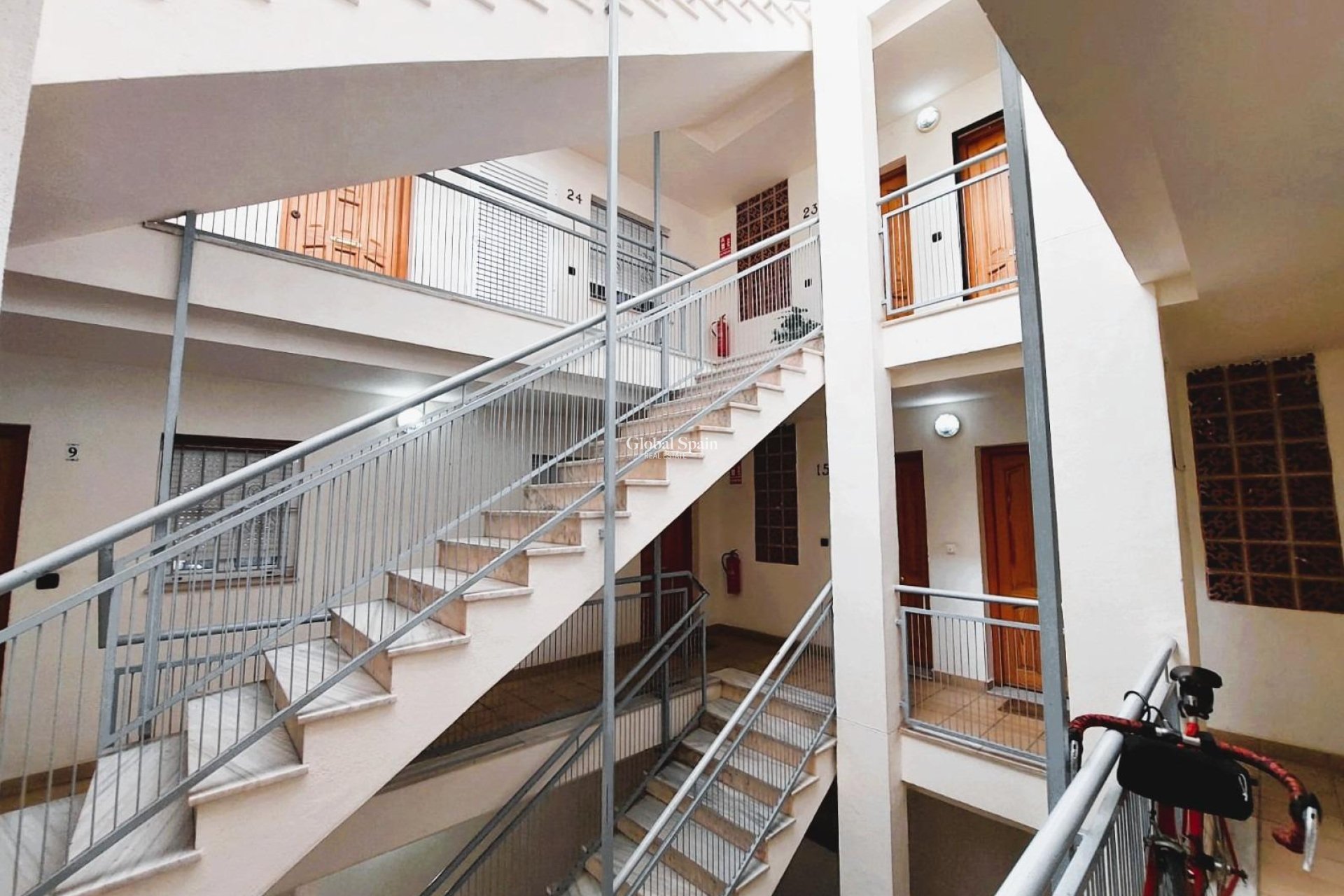 Resale - APARTMENT -
ORIHUELA COSTA - Costa Blanca