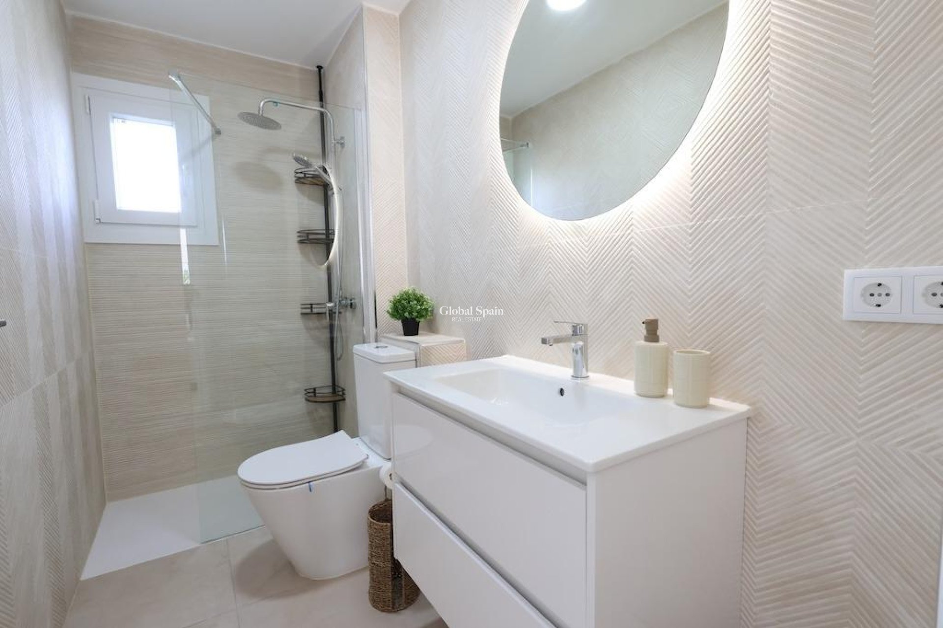 Resale - APARTMENT -
ORIHUELA COSTA - Costa Blanca