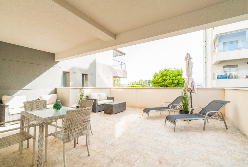 Resale - APARTMENT -
ORIHUELA COSTA - Costa Blanca