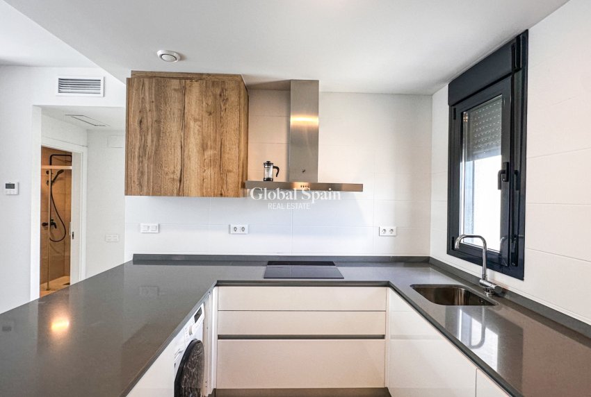 Resale - APARTMENT -
ORIHUELA COSTA - Costa Blanca