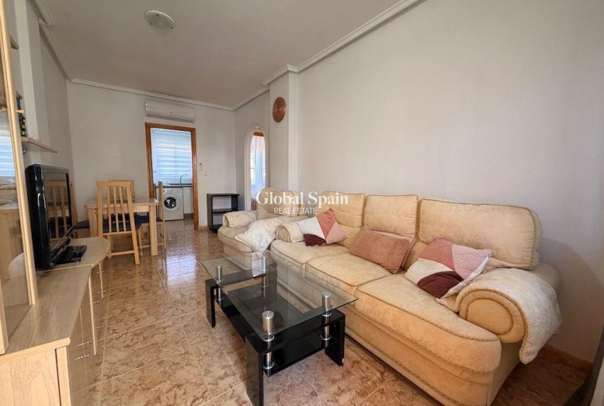 Resale - APARTMENT -
ORIHUELA COSTA - Costa Blanca