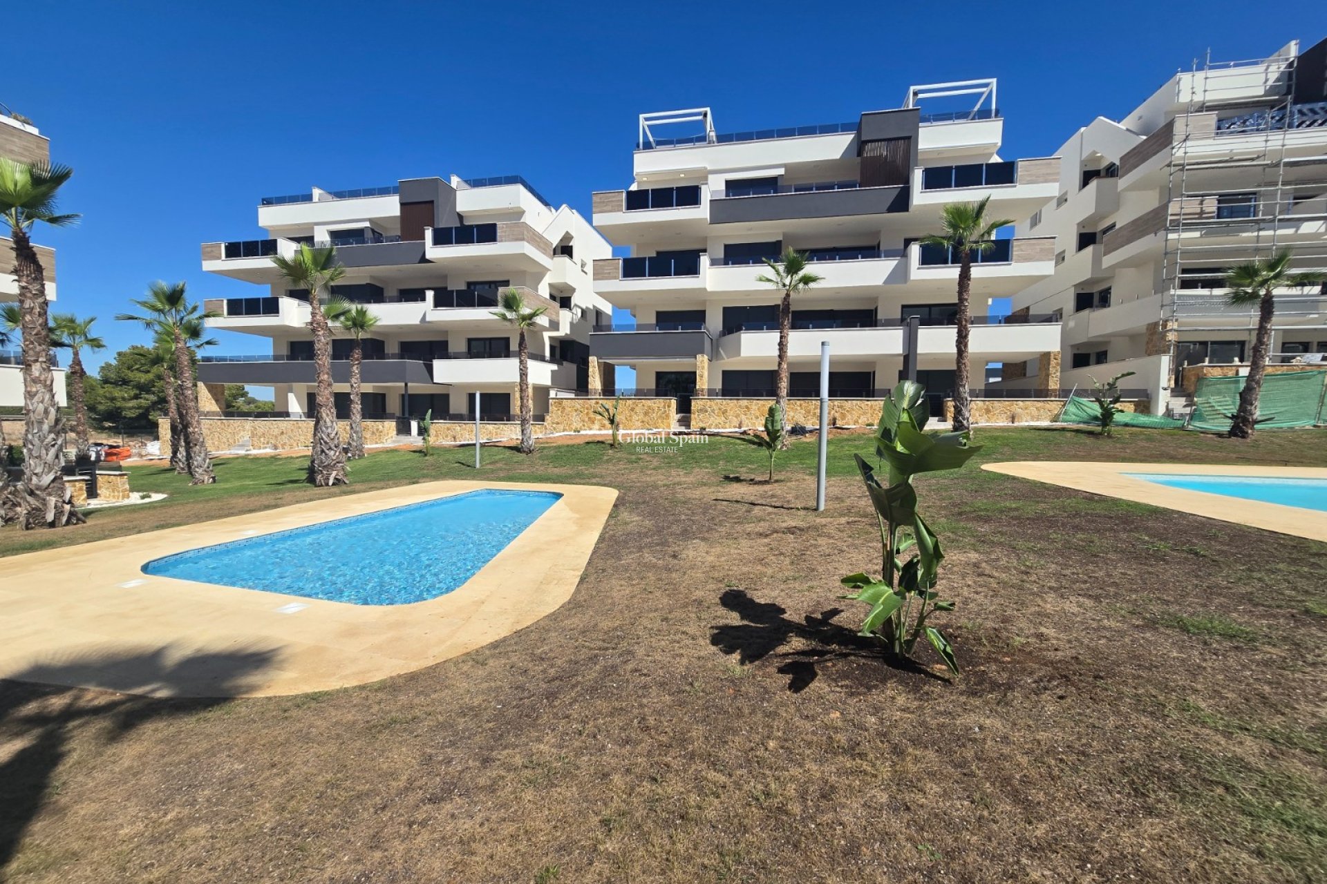 Resale - APARTMENT -
ORIHUELA COSTA - Costa Blanca