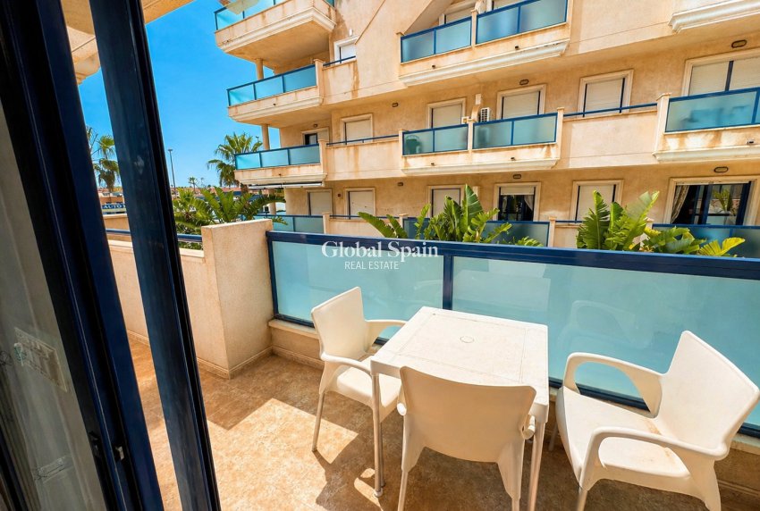 Resale - APARTMENT -
ORIHUELA COSTA - Costa Blanca