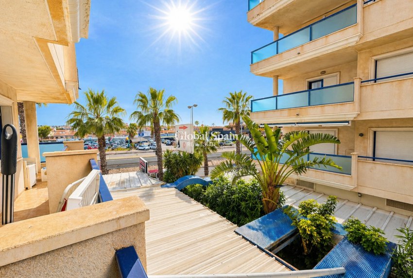 Resale - APARTMENT -
ORIHUELA COSTA - Costa Blanca