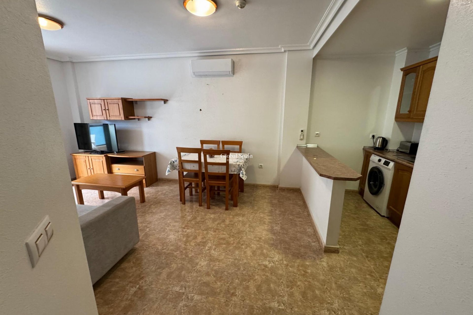 Resale - APARTMENT -
ORIHUELA COSTA - Costa Blanca