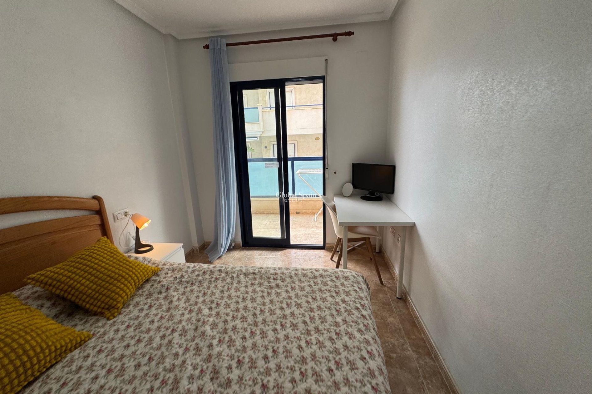 Resale - APARTMENT -
ORIHUELA COSTA - Costa Blanca