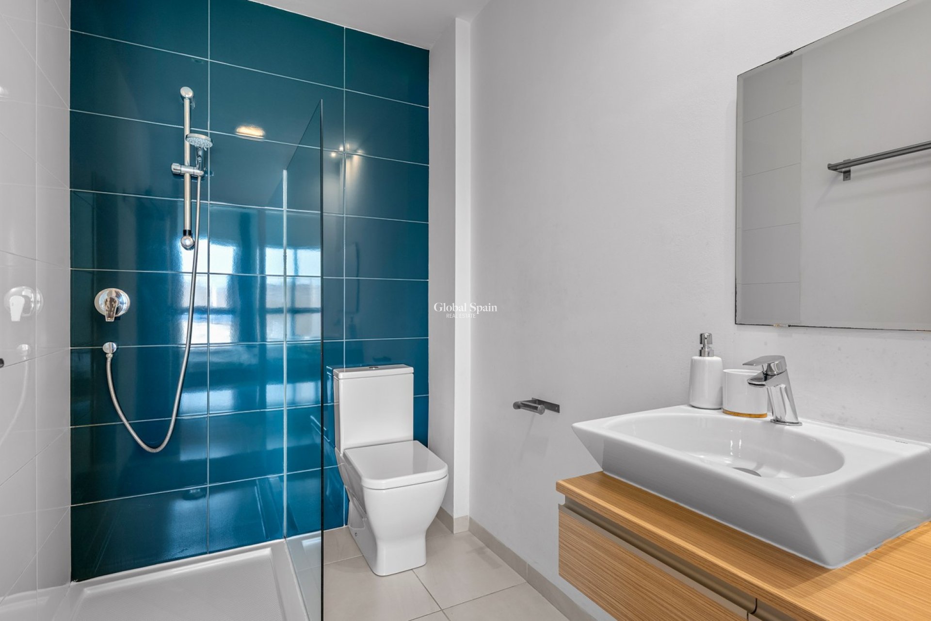Resale - APARTMENT -
ORIHUELA COSTA - Costa Blanca