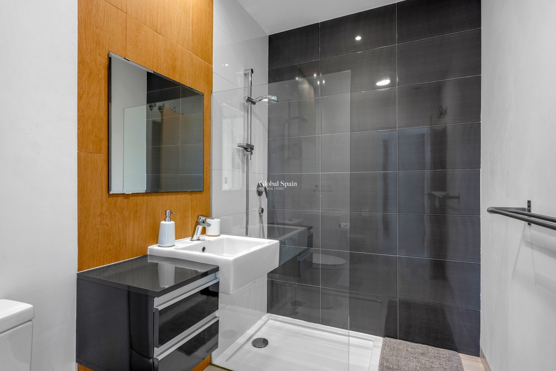 Resale - APARTMENT -
ORIHUELA COSTA - Costa Blanca