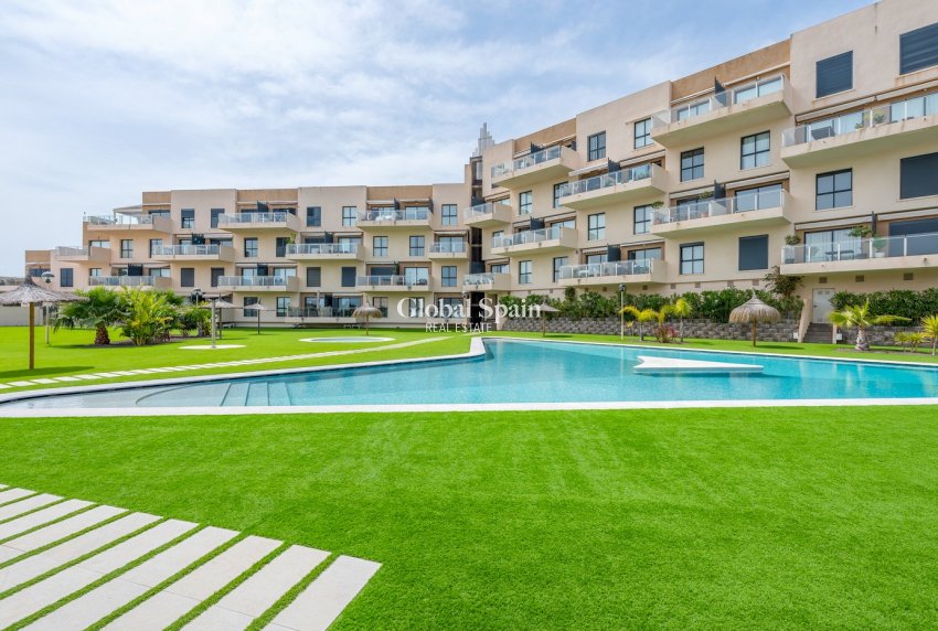 Resale - APARTMENT -
ORIHUELA COSTA - Costa Blanca
