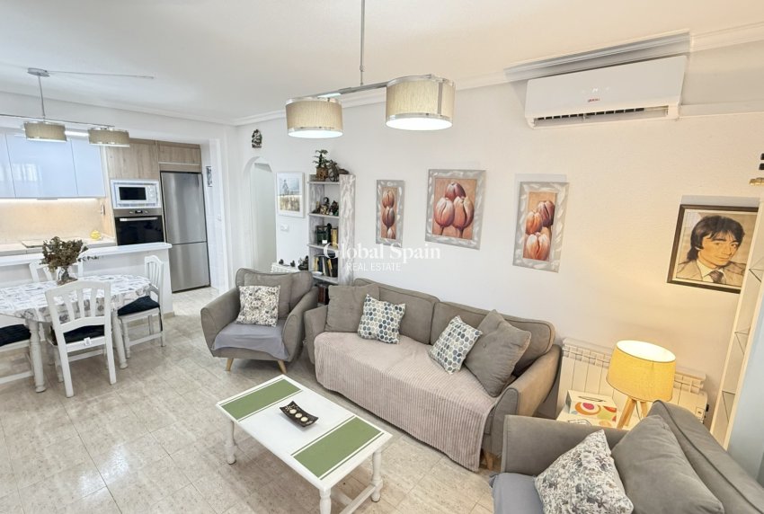 Resale - APARTMENT -
ORIHUELA COSTA - Costa Blanca
