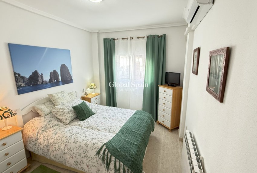 Resale - APARTMENT -
ORIHUELA COSTA - Costa Blanca