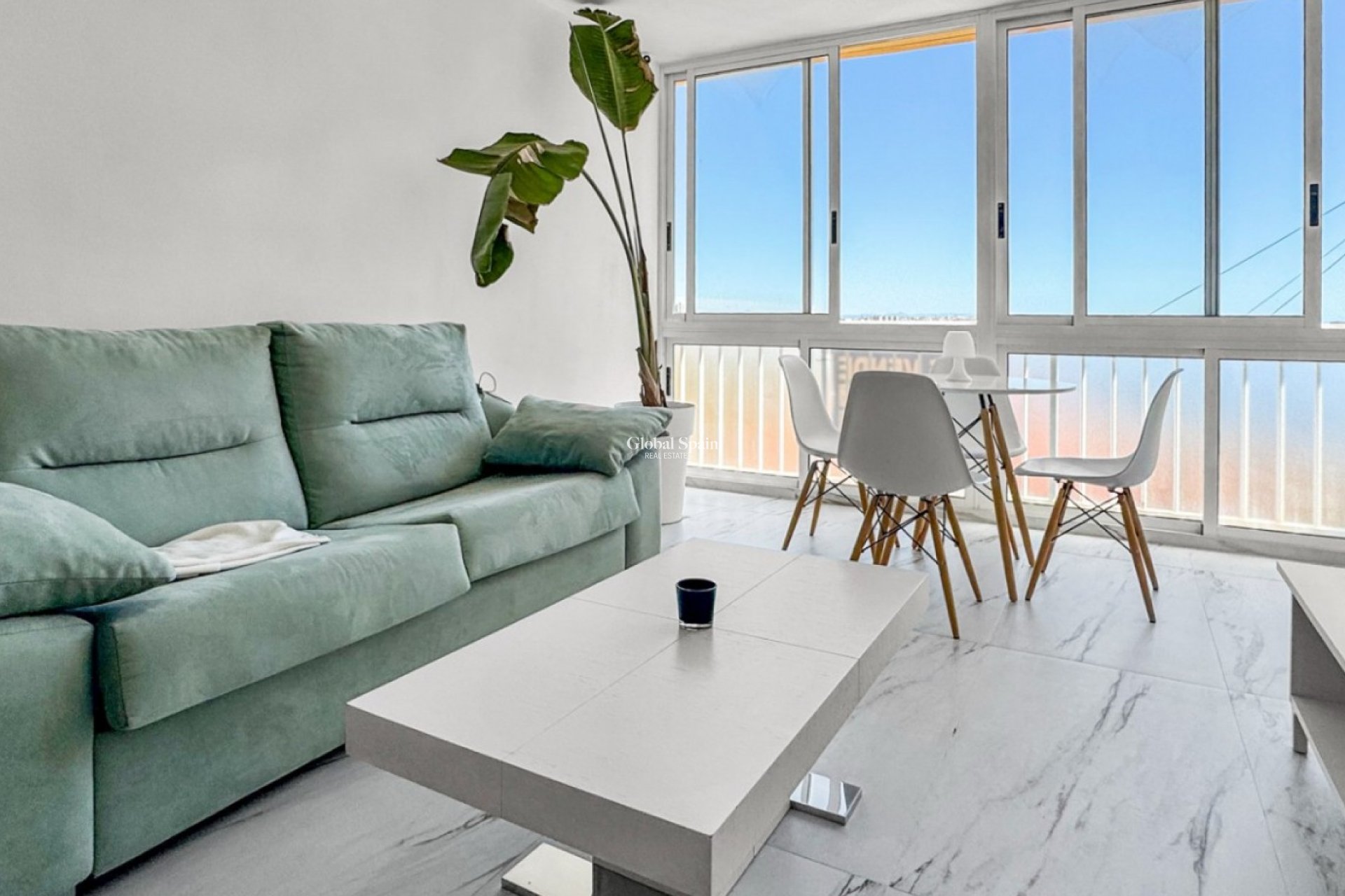 Resale - APARTMENT -
ORIHUELA COSTA - Costa Blanca