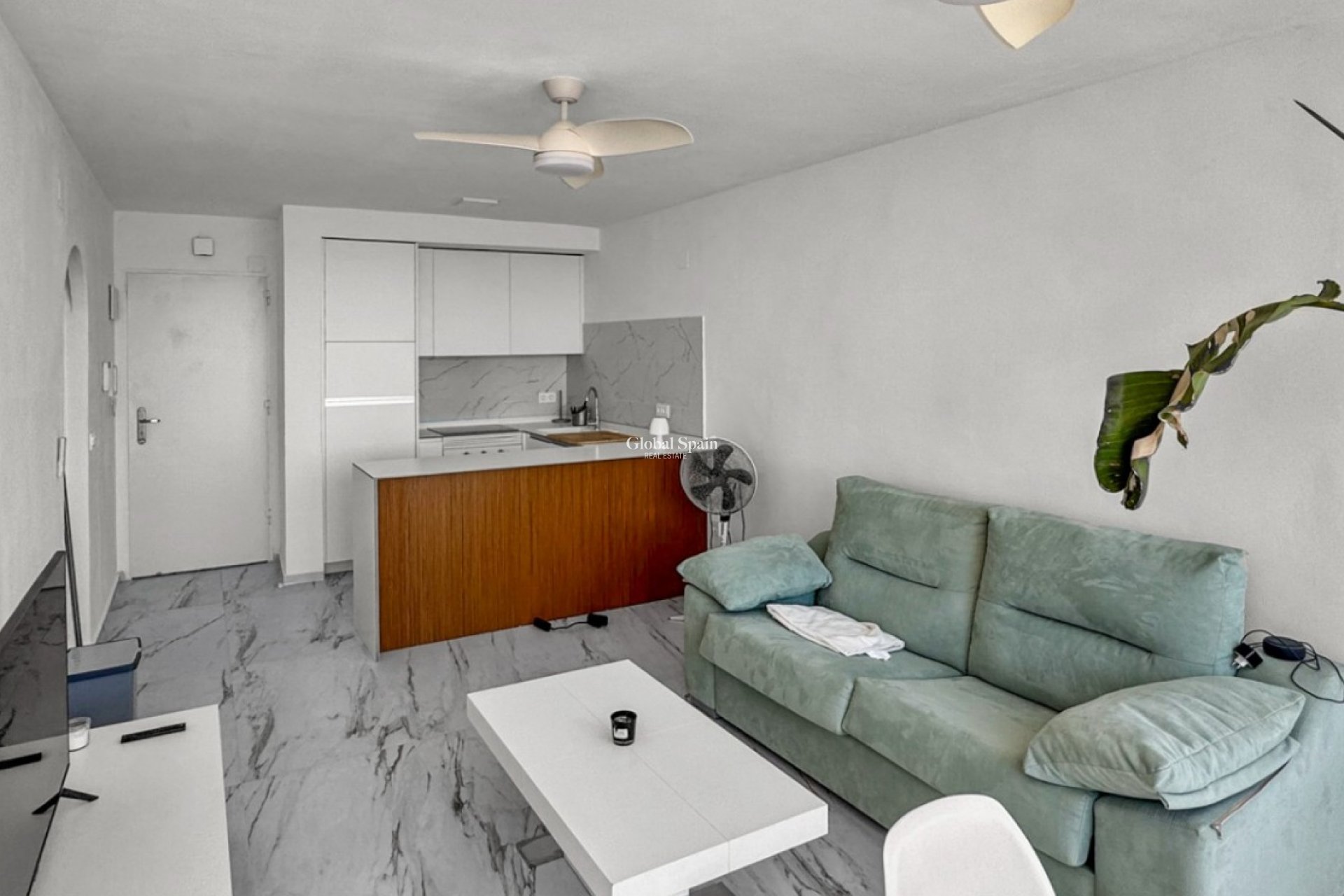 Resale - APARTMENT -
ORIHUELA COSTA - Costa Blanca