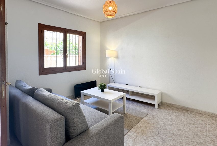 Resale - APARTMENT -
ORIHUELA COSTA - Costa Blanca