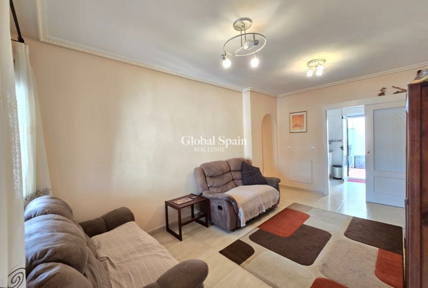 Resale - APARTMENT -
ORIHUELA COSTA - Costa Blanca