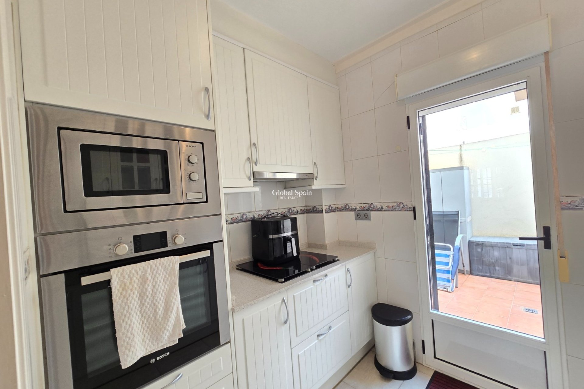 Resale - APARTMENT -
ORIHUELA COSTA - Costa Blanca