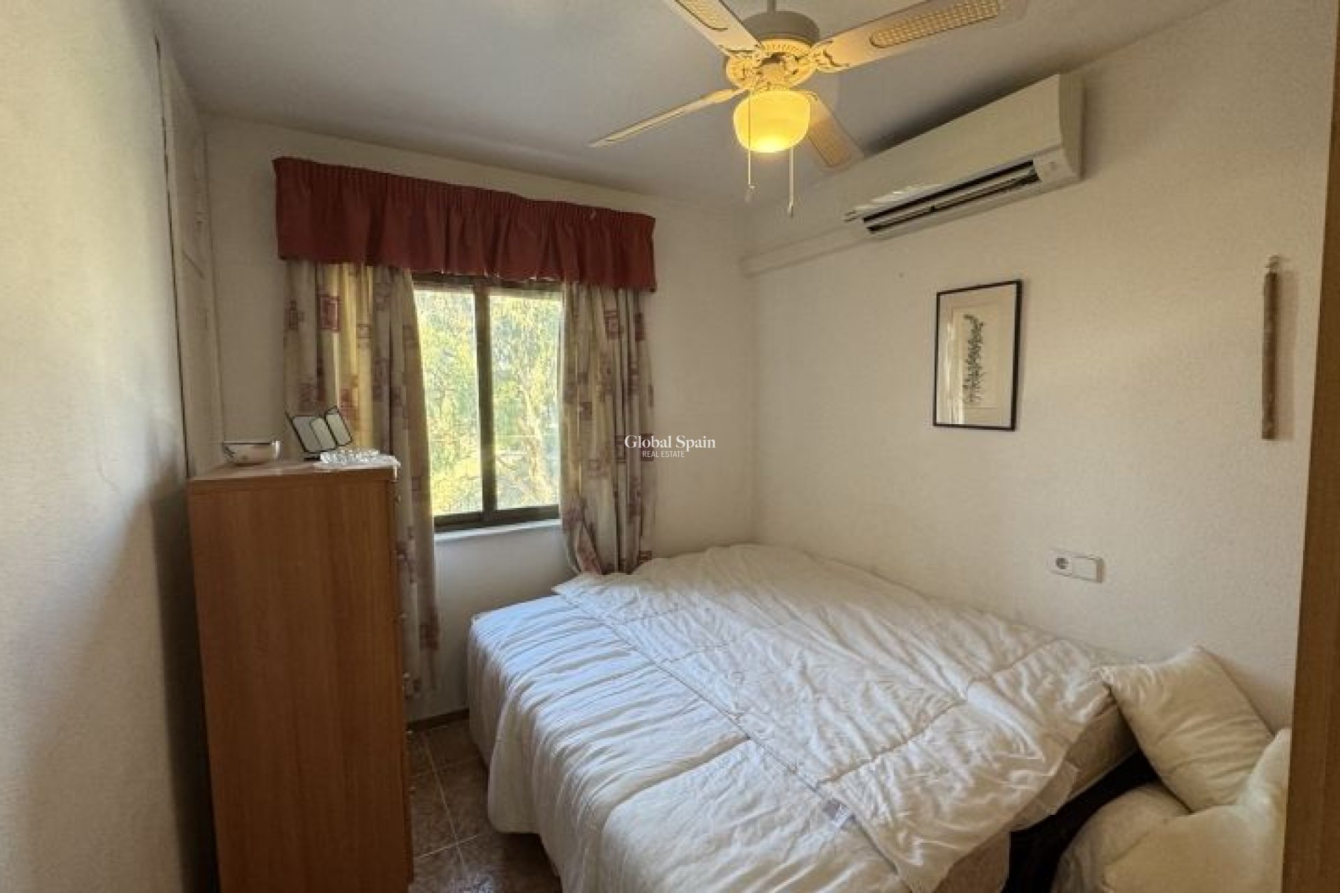 Resale - APARTMENT -
ORIHUELA COSTA - Costa Blanca