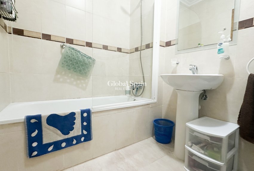 Resale - APARTMENT -
ORIHUELA COSTA - Costa Blanca